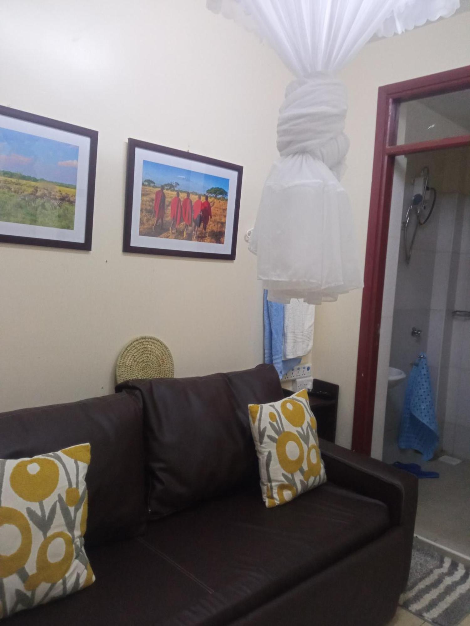Madini Furnished Apartment 1 Near Jkia Sgr Nairobi Exterior foto